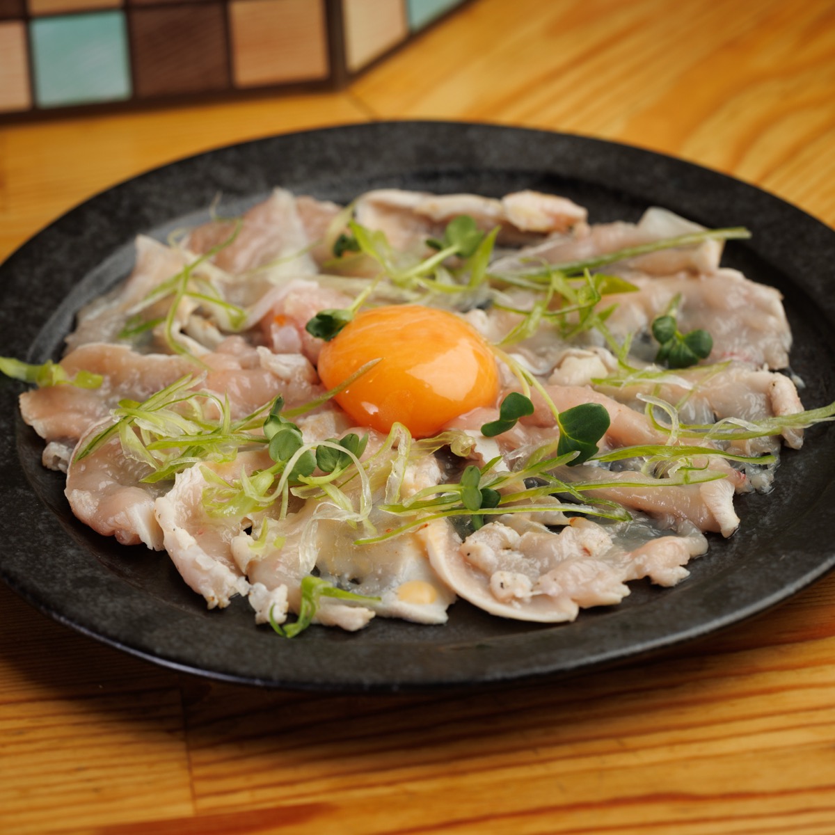 軍鶏ユッケ